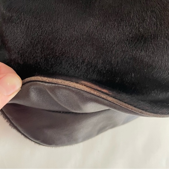 Tod’s Genuine Leather & Animal Hair Drawstring Shoulder Bag Brown - Picture 9 of 16